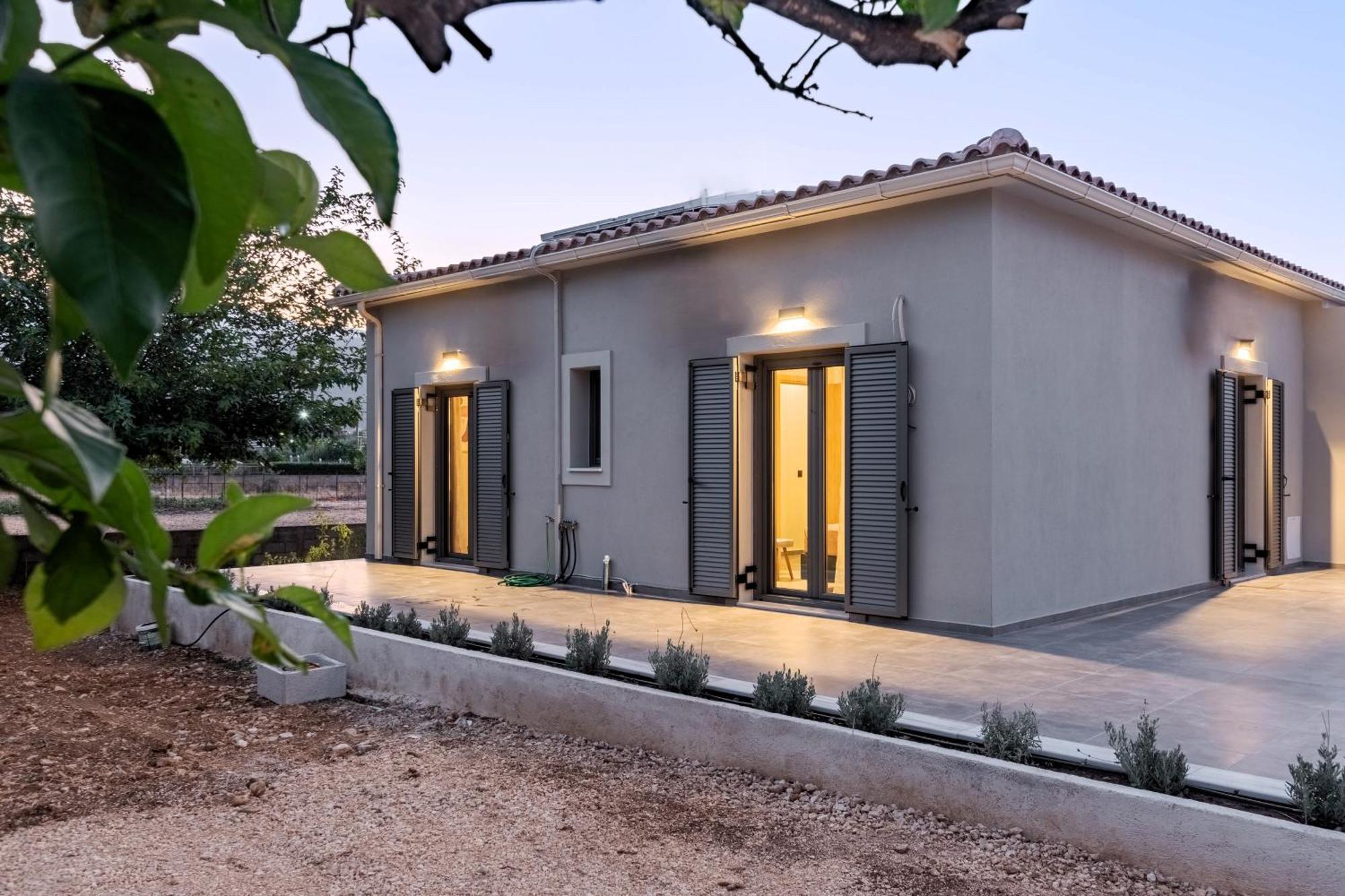The Mulberry Tree Villa Sami  Exteriör bild